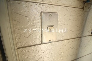 岡山駅 バス25分  あけぼの町下車：停歩3分 2階の物件内観写真